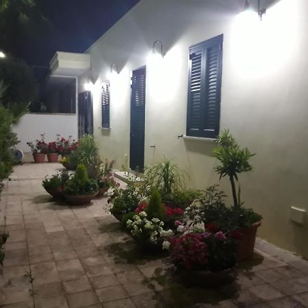 Monolocale Da Anna Leilighet Porto Cesareo Eksteriør bilde